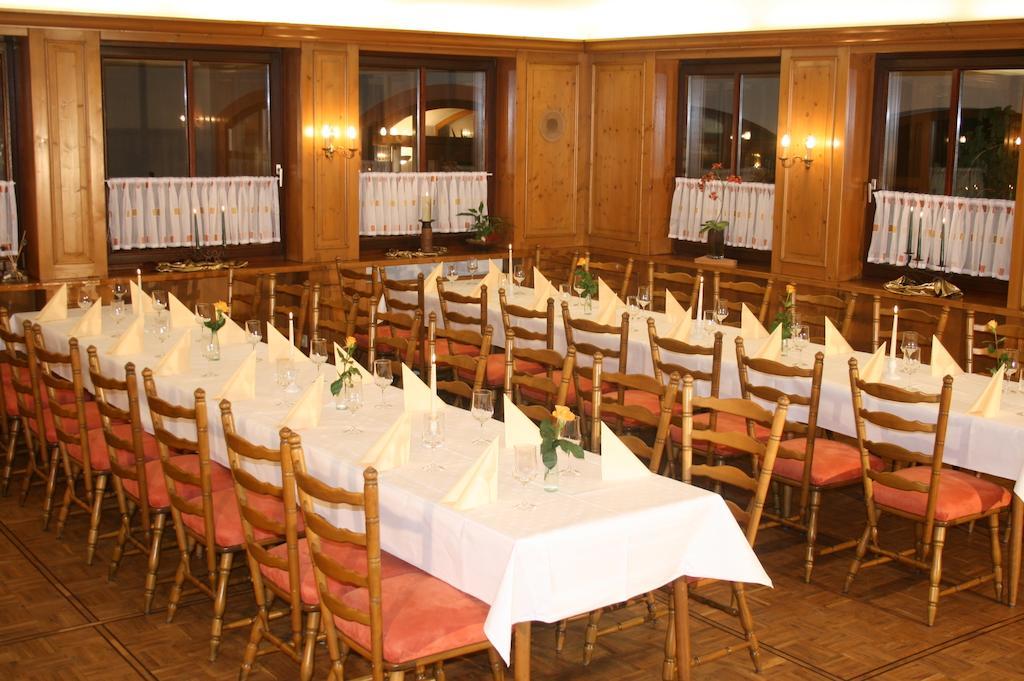 Landhotel Vierjahreszeiten Bad Konigshofen im Grabfeld Luaran gambar