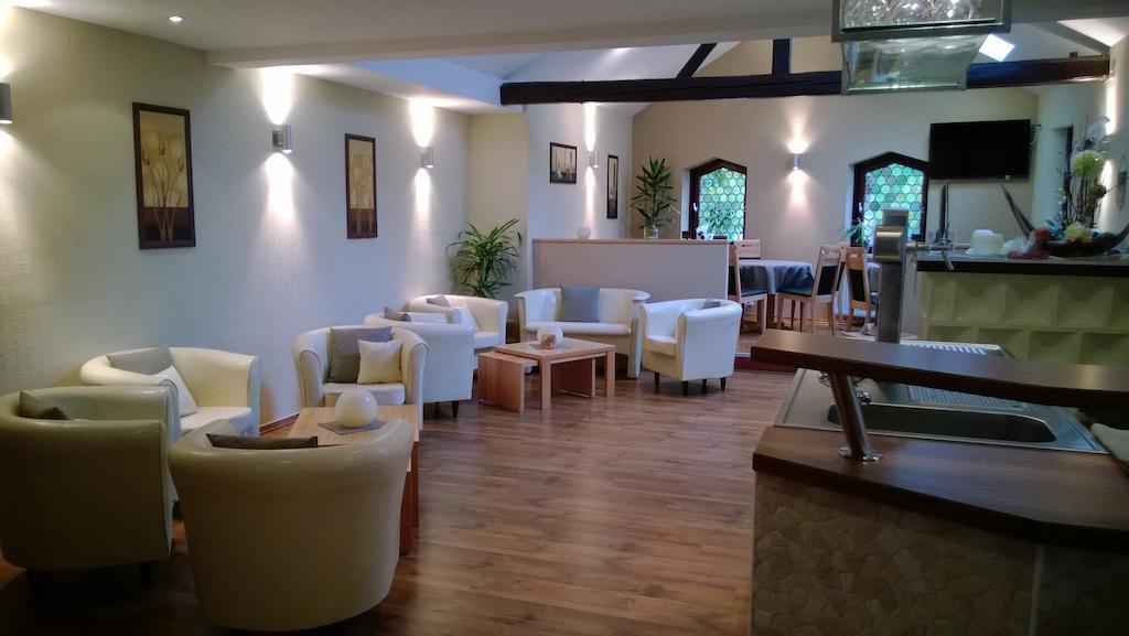 Landhotel Vierjahreszeiten Bad Konigshofen im Grabfeld Luaran gambar